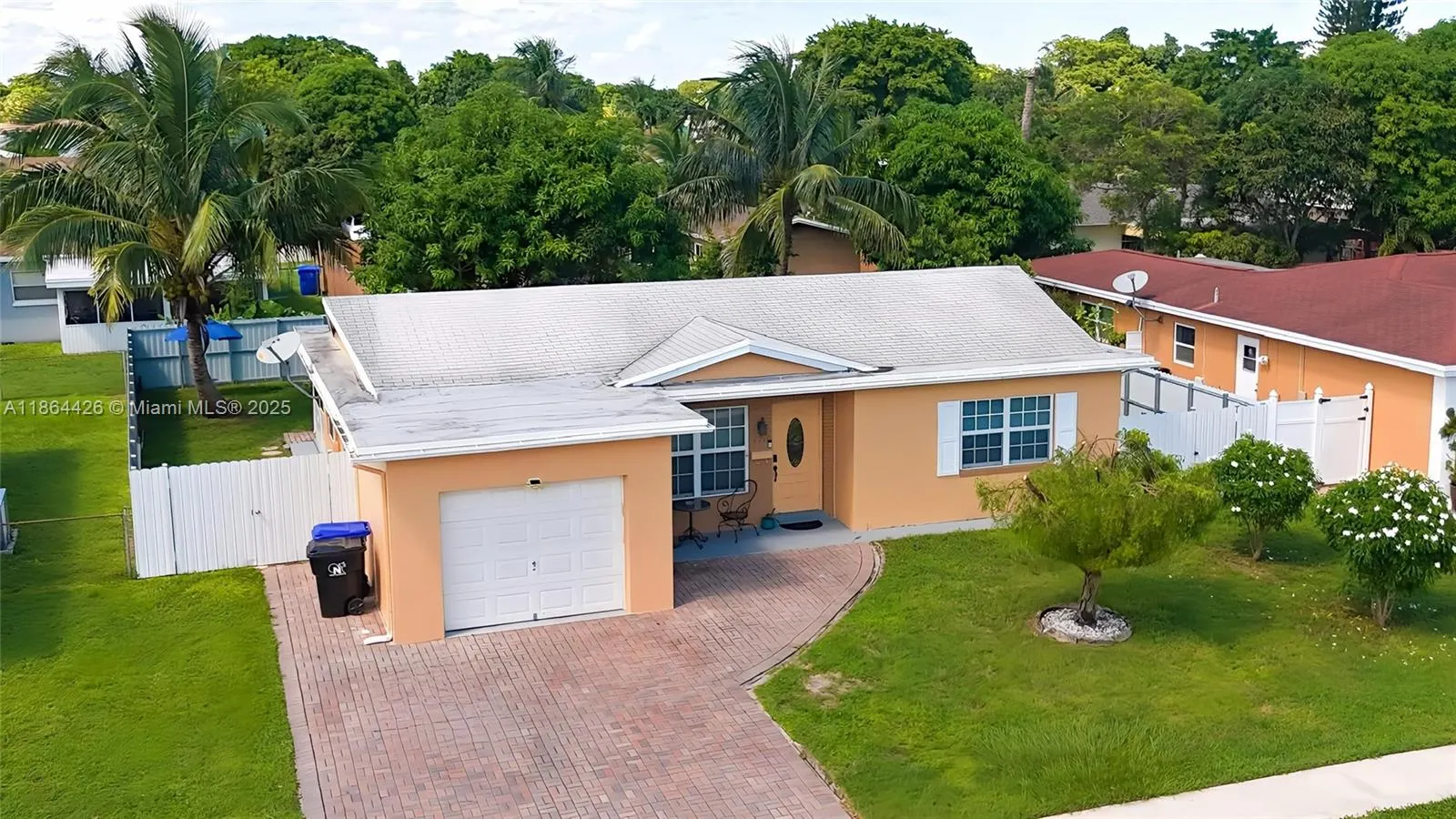 6711 Boulevard Of Champions