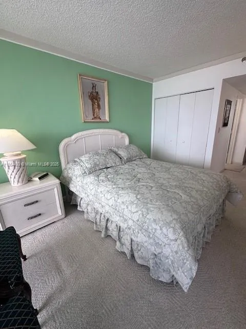 1000 W Island Blvd, #1511