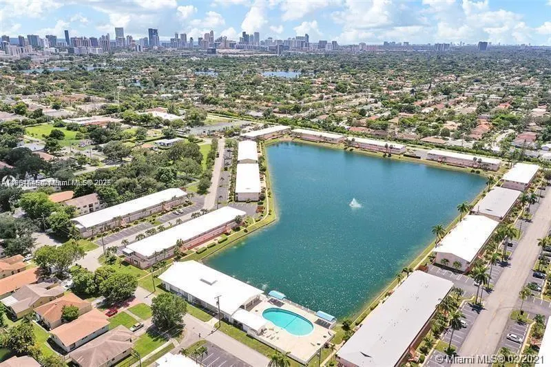 920 SW 11th Ave, #9D
