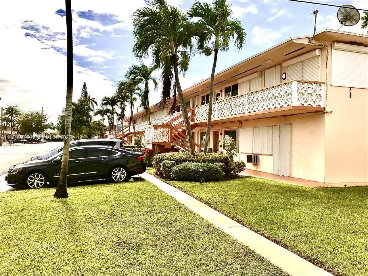 920 SW 11th Ave, #9D