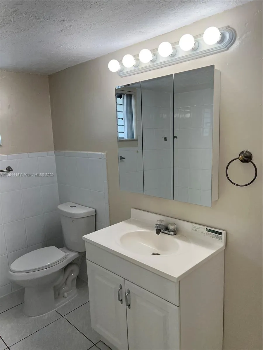 1680 NE 191st St, #216-2