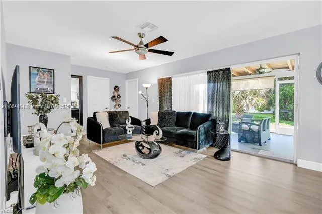 314 SE 47th TER