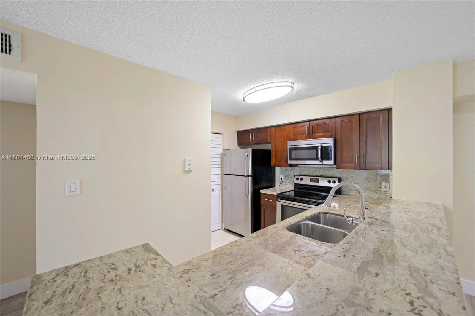 530 S Park Rd, #18-11