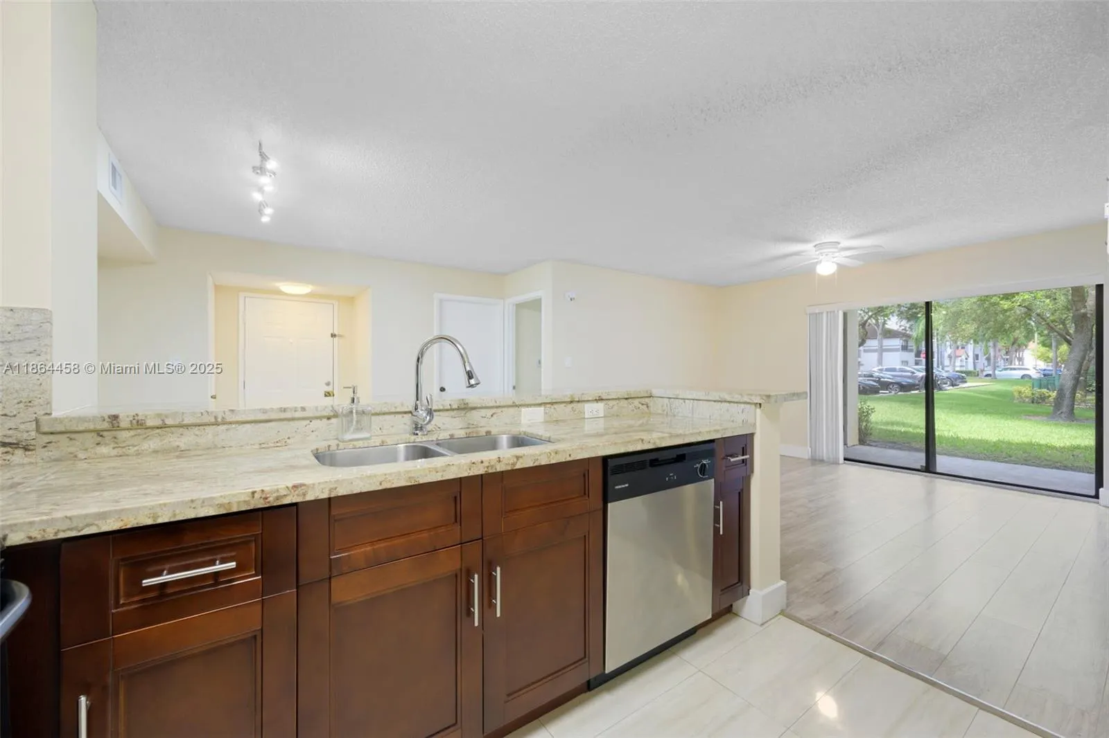 530 S Park Rd, #18-11