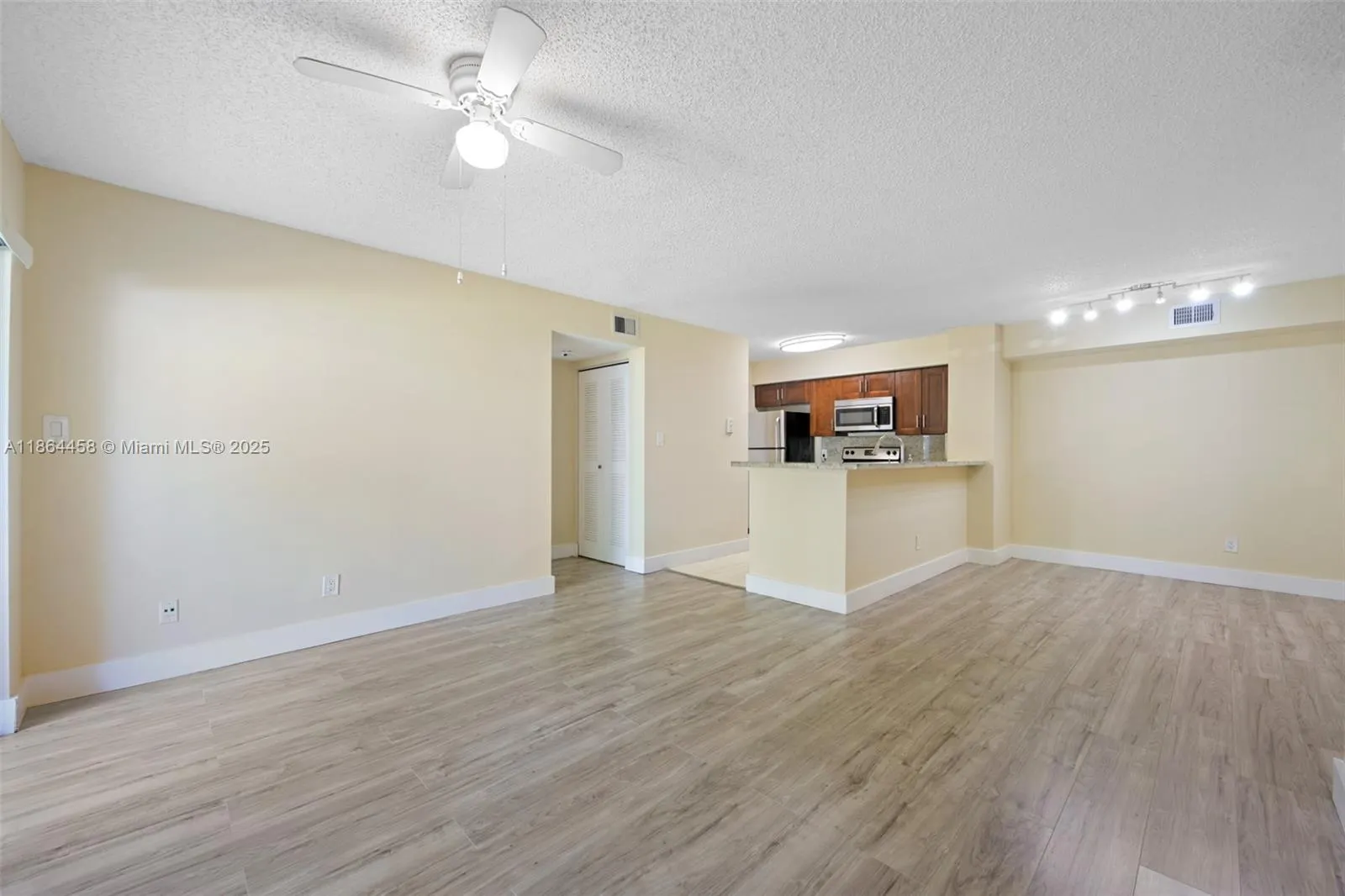 530 S Park Rd, #18-11