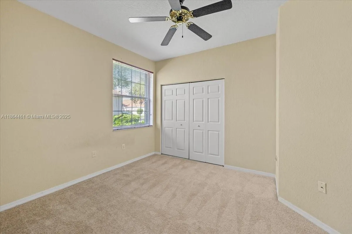 2420 E Aragon Blvd, #3