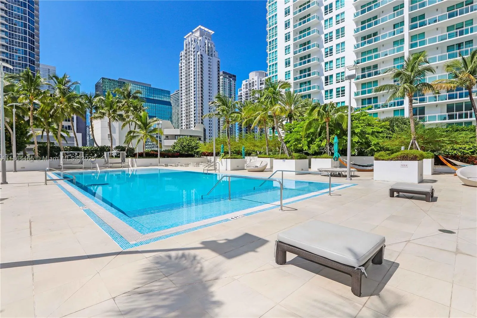 950 Brickell Bay Dr, #4905