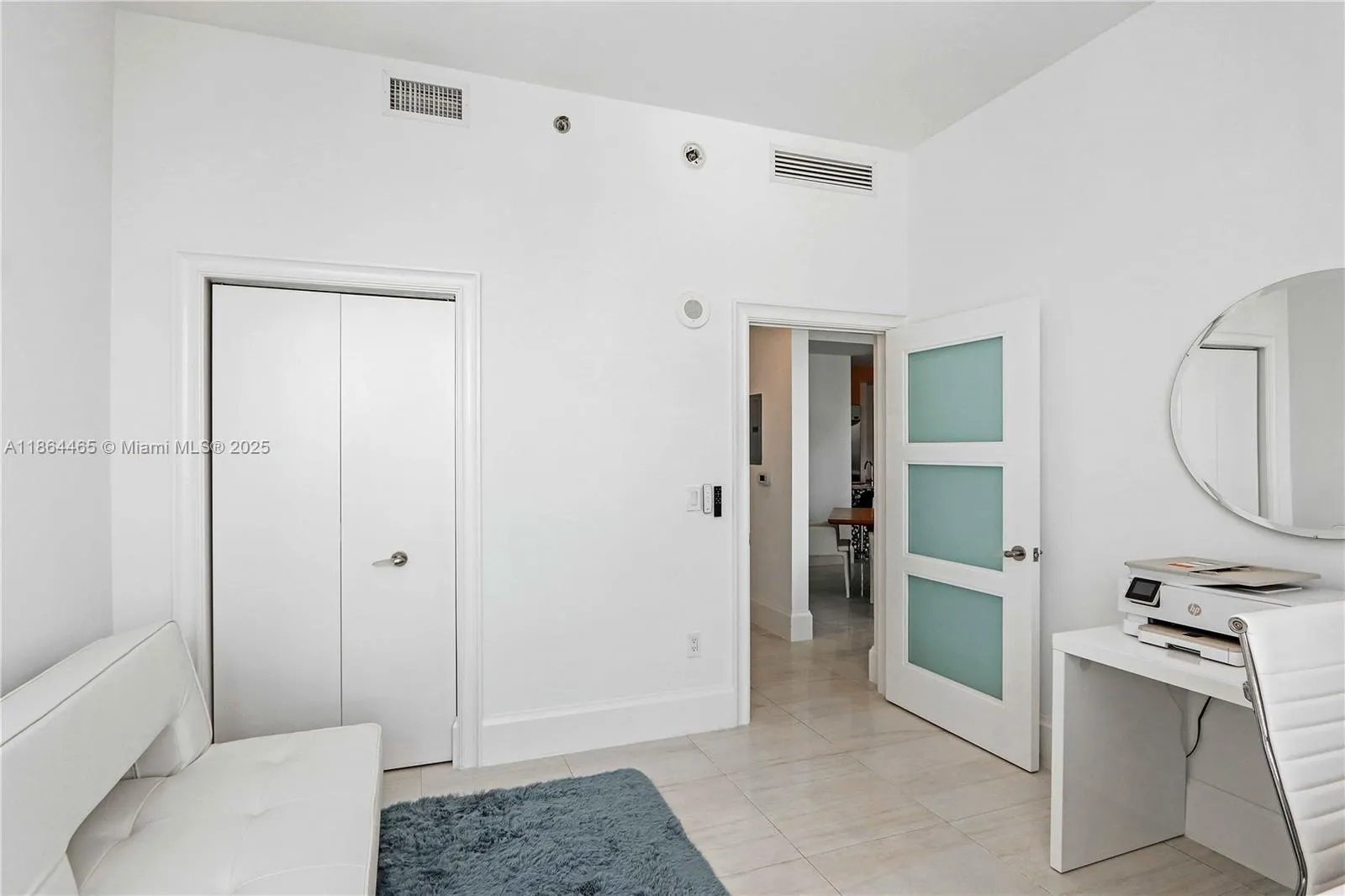 950 Brickell Bay Dr, #4905
