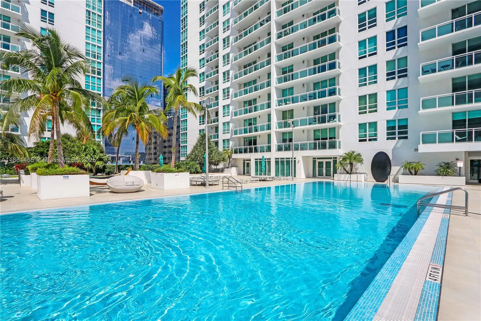 950 Brickell Bay Dr, #4905