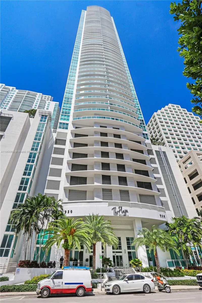 950 Brickell Bay Dr, #4905