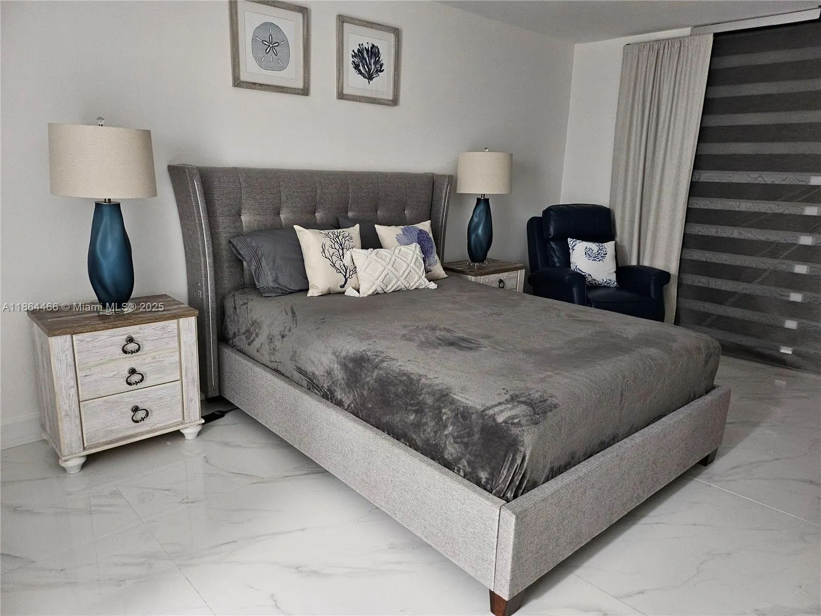 6423 E Collins Ave, #206