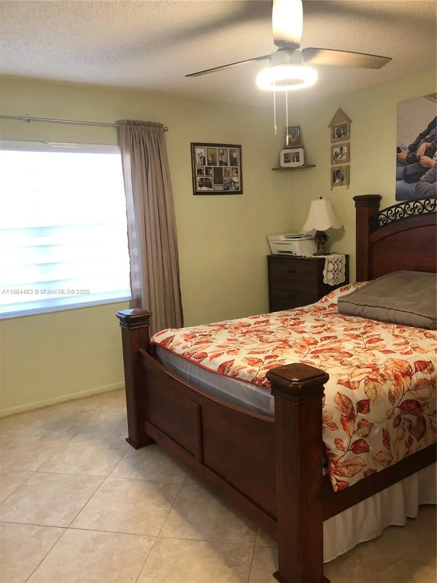 9561 Sunrise Lakes Blvd, #306