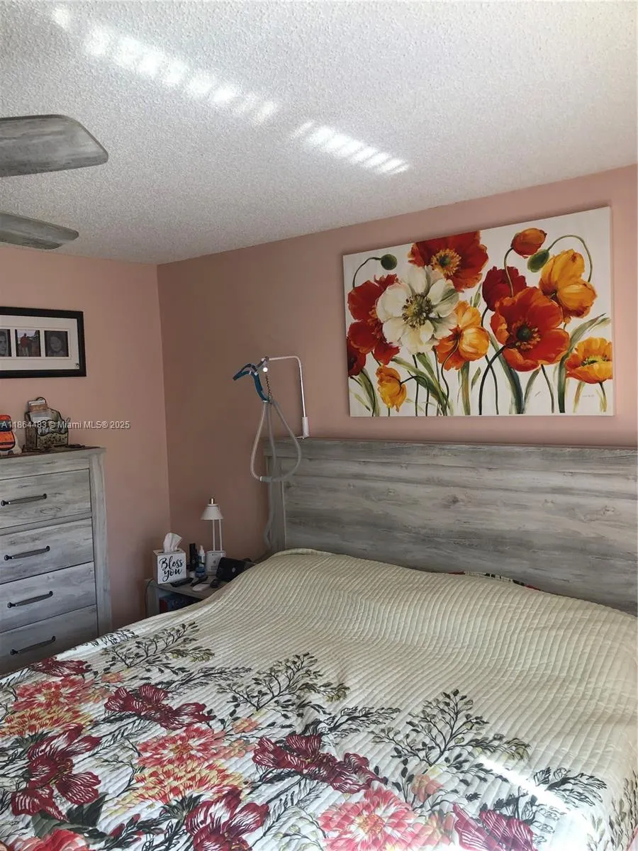 9561 Sunrise Lakes Blvd, #306