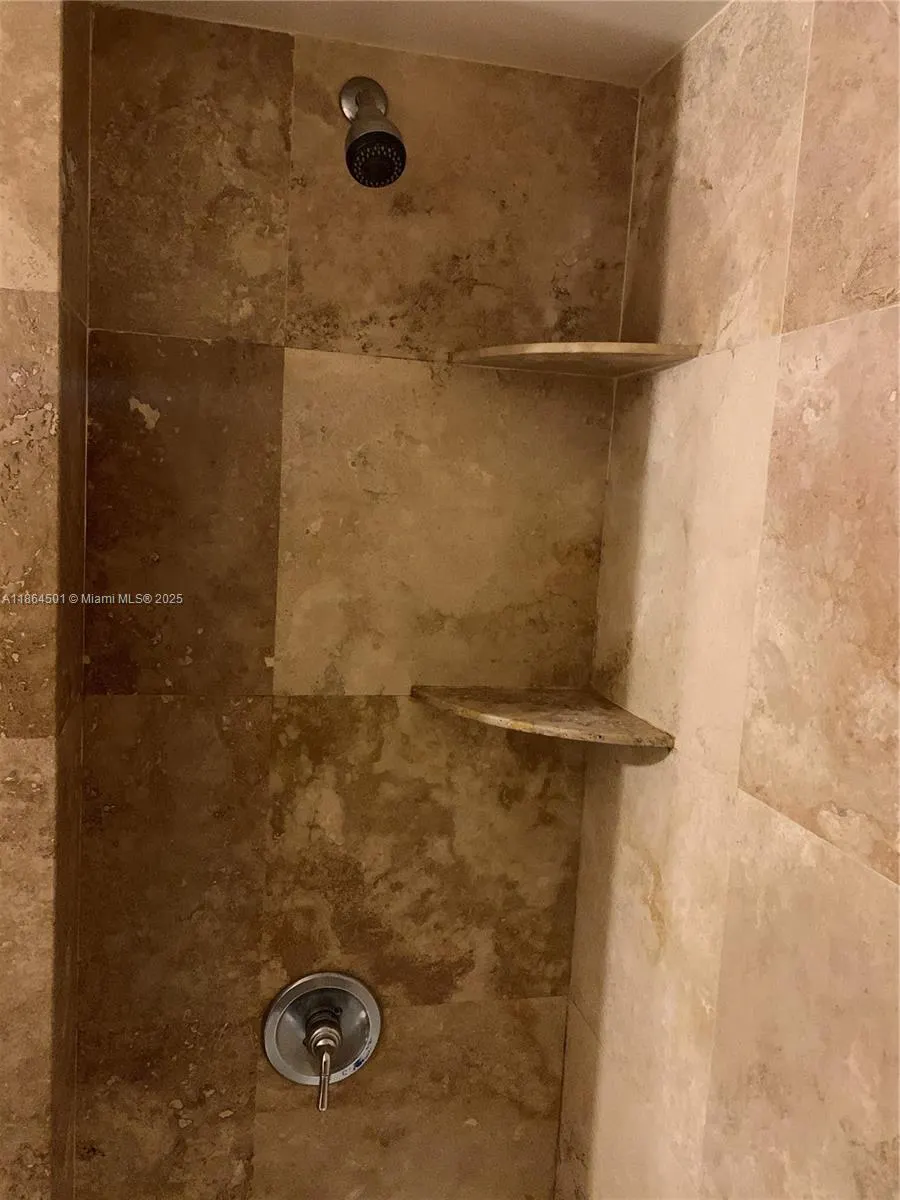 999 Brickell Bay Dr, #303
