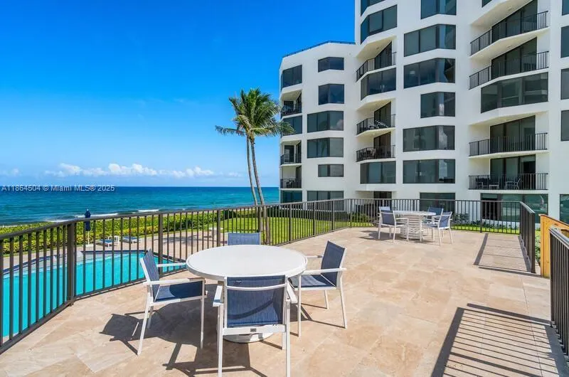 2575 S Ocean Blvd, #105S