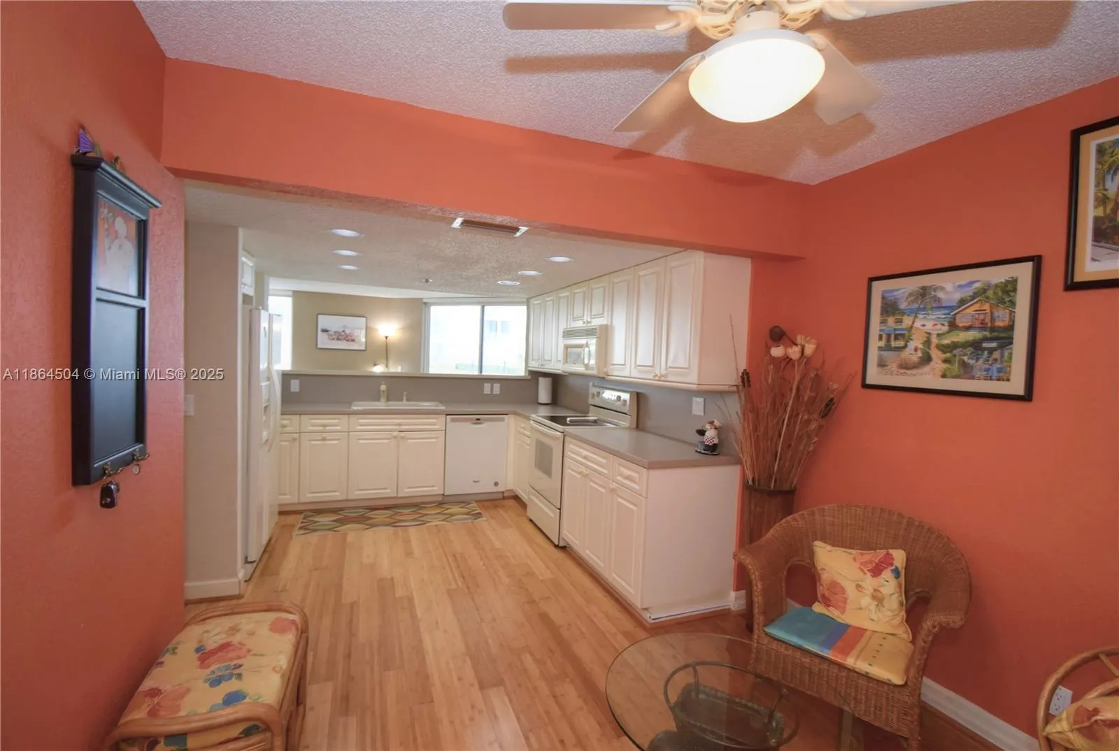 2575 S Ocean Blvd, #105S