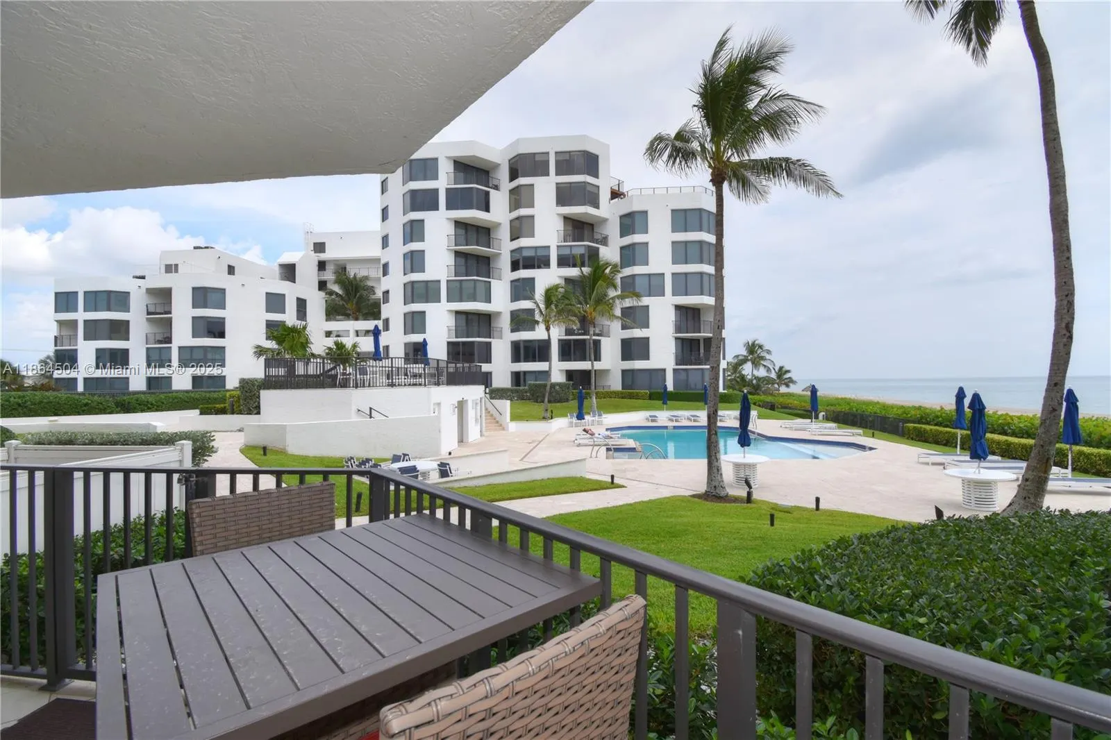 2575 S Ocean Blvd, #105S