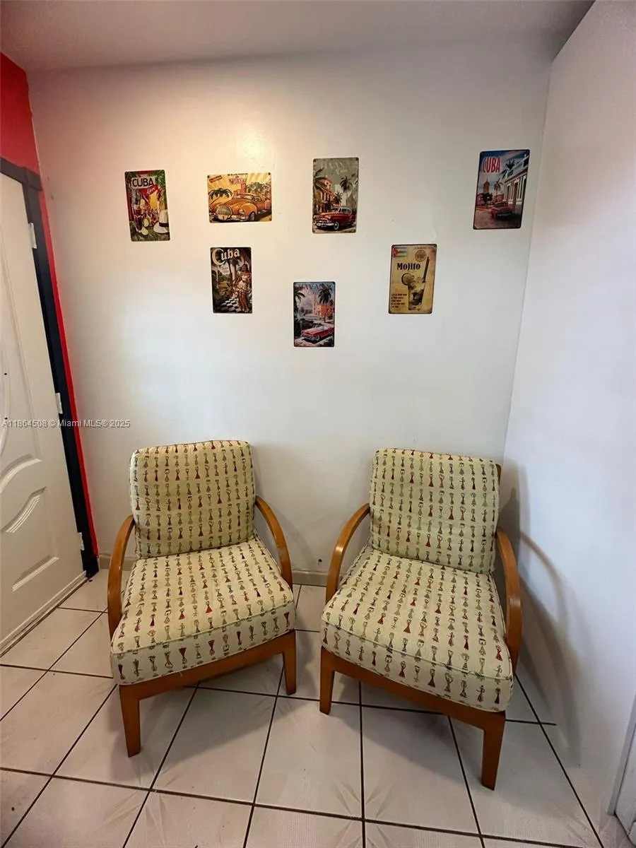 935 SW 11th Ave