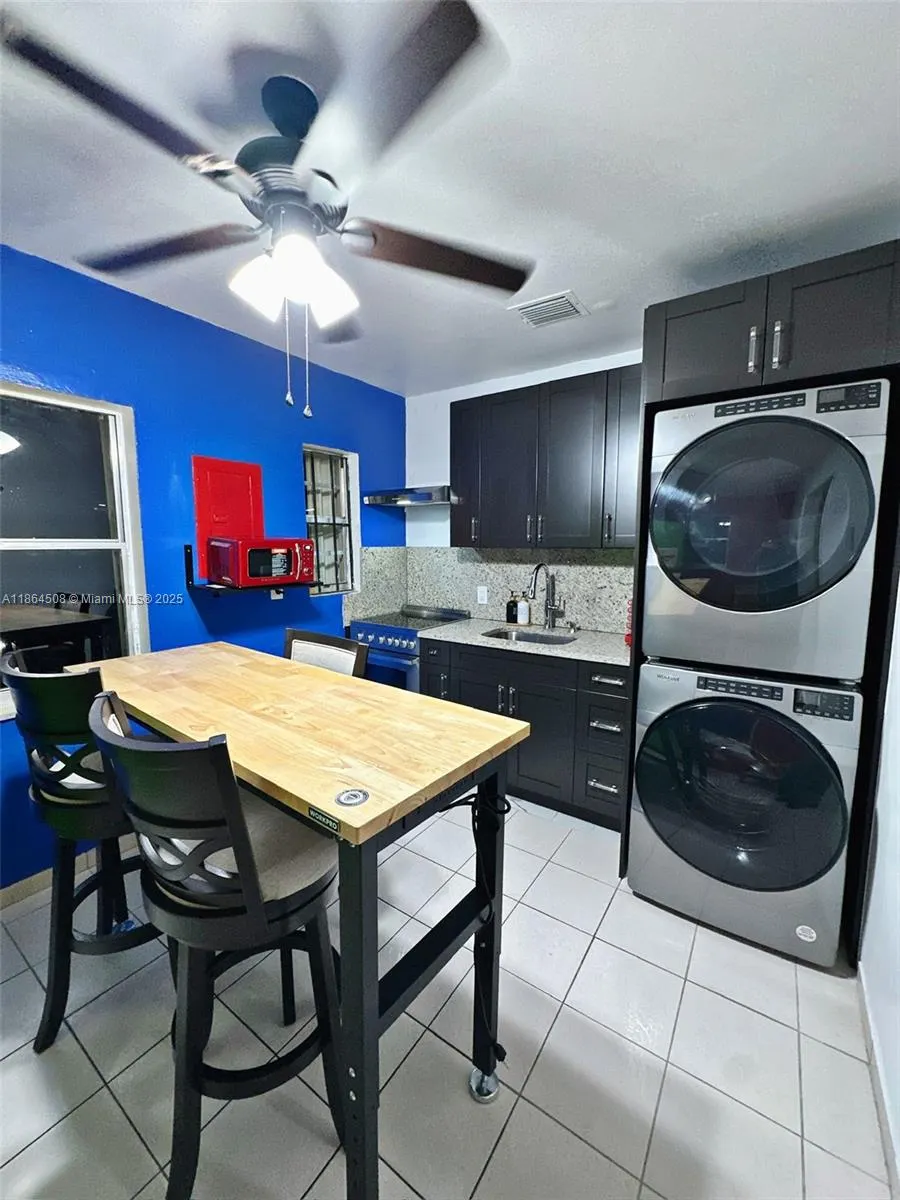 935 SW 11th Ave