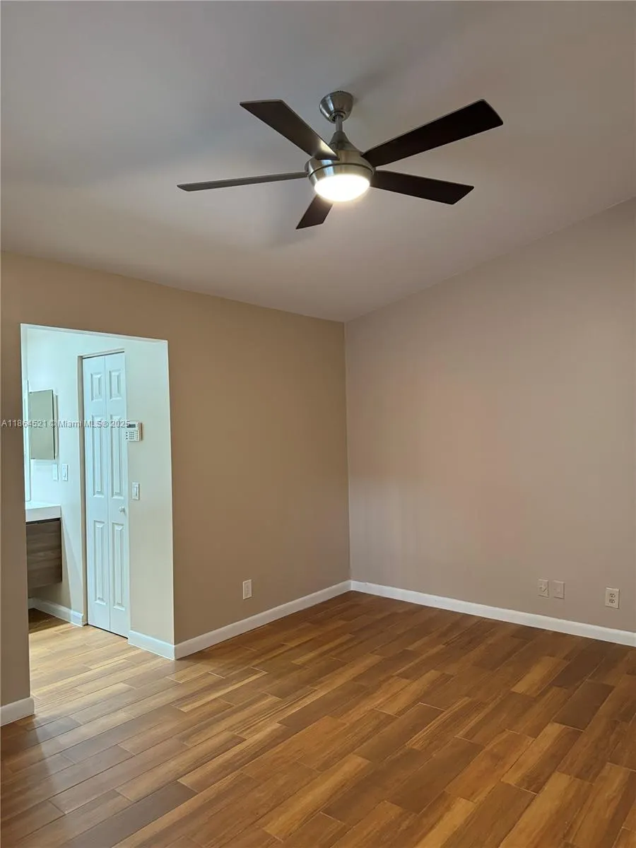 2208 Charleston, #2208