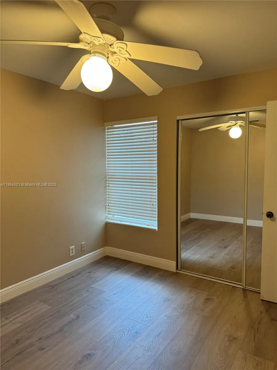2208 Charleston, #2208