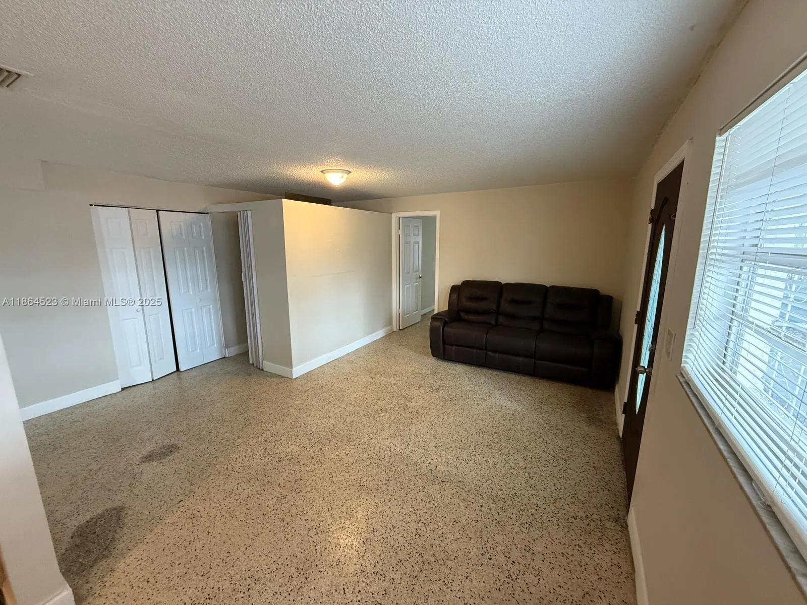 3091 NW 30th St, #B