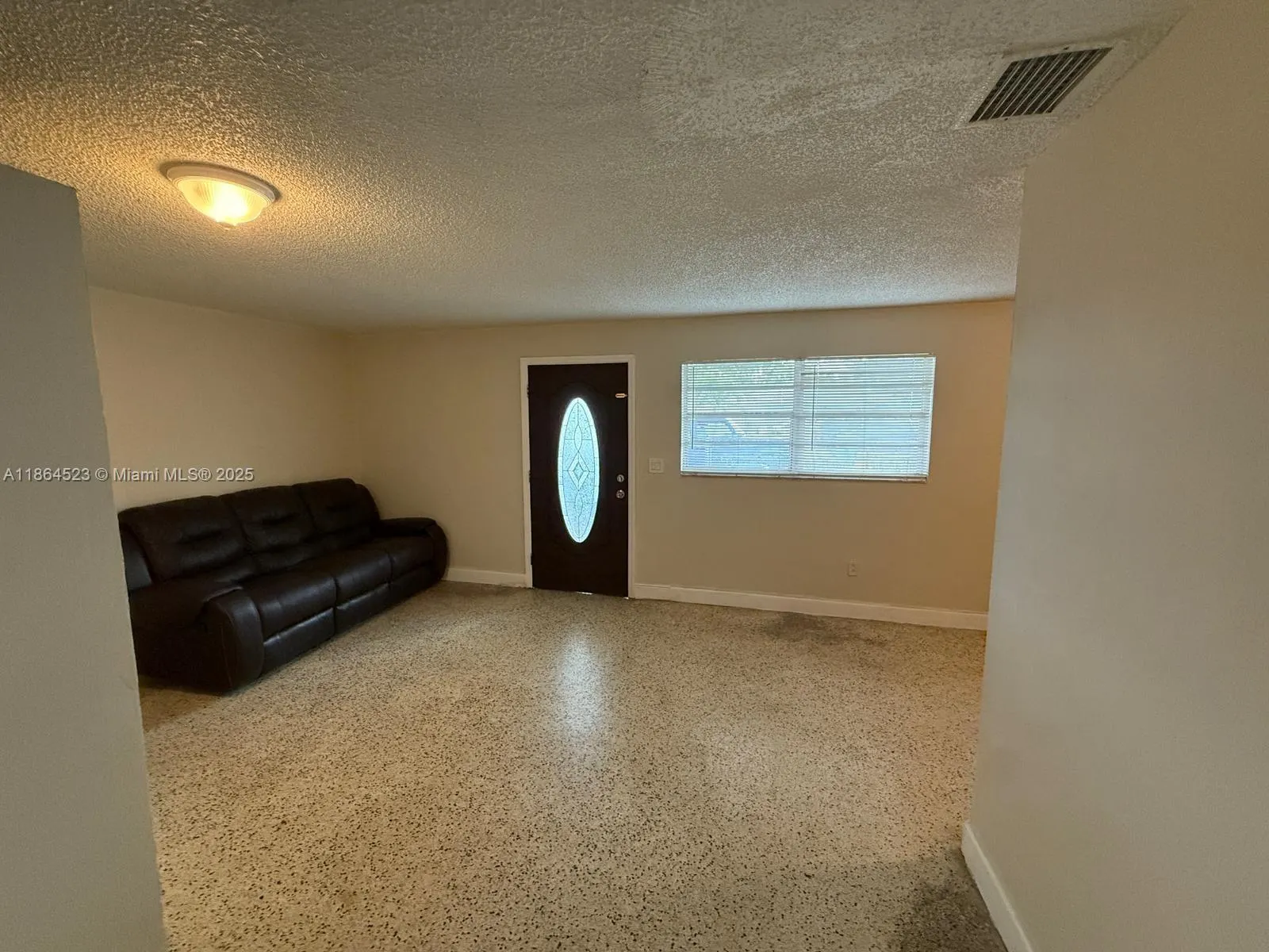 3091 NW 30th St, #B