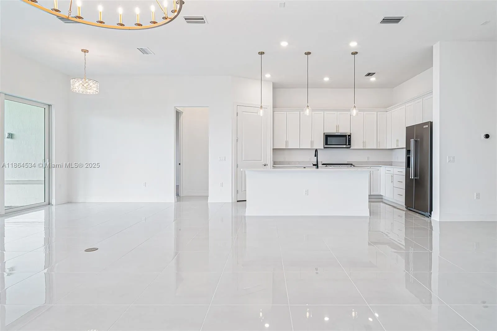 10444 Northbrook Cir