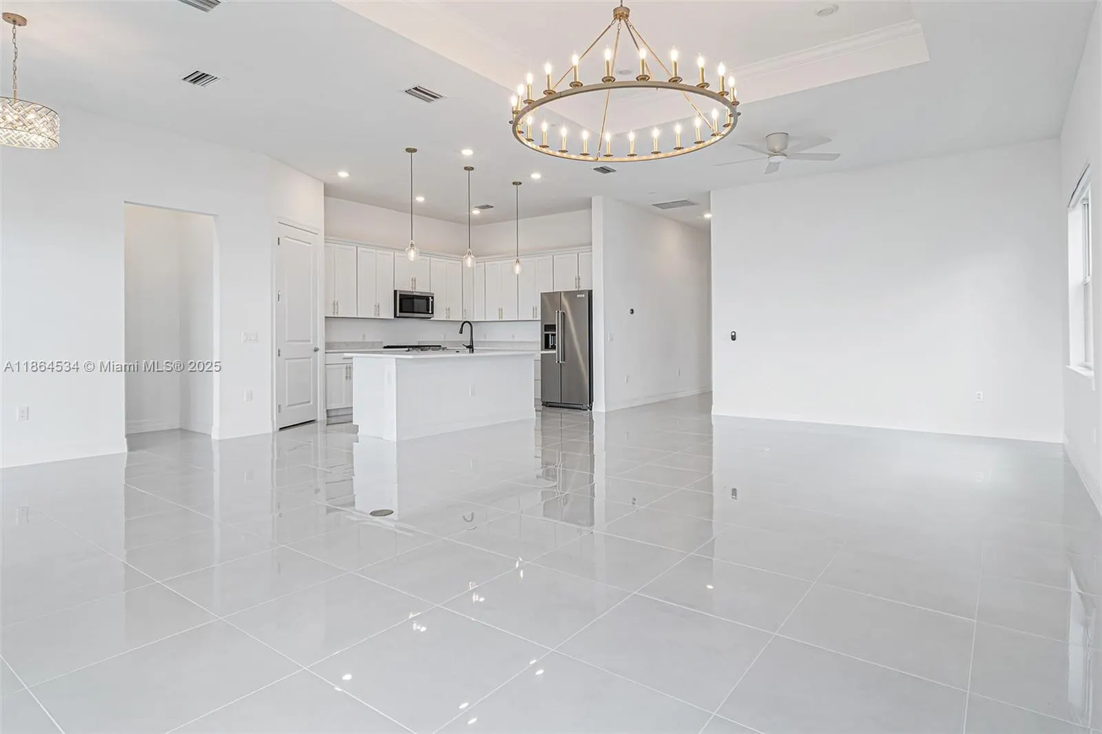 10444 Northbrook Cir