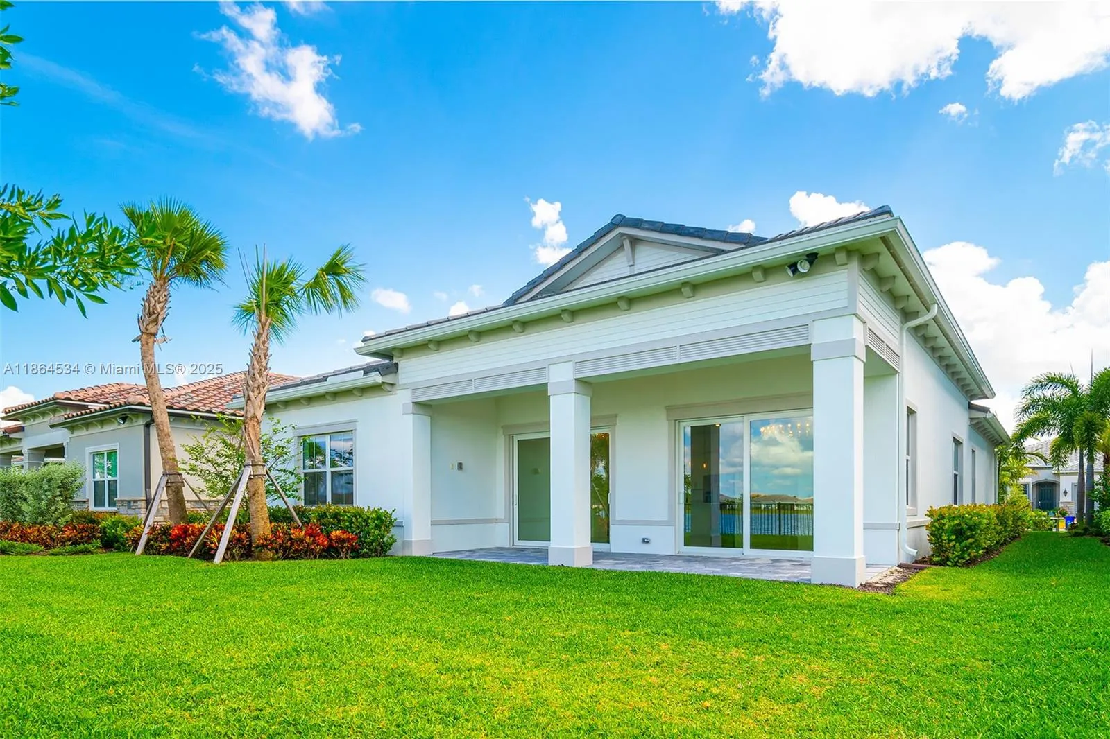 10444 Northbrook Cir