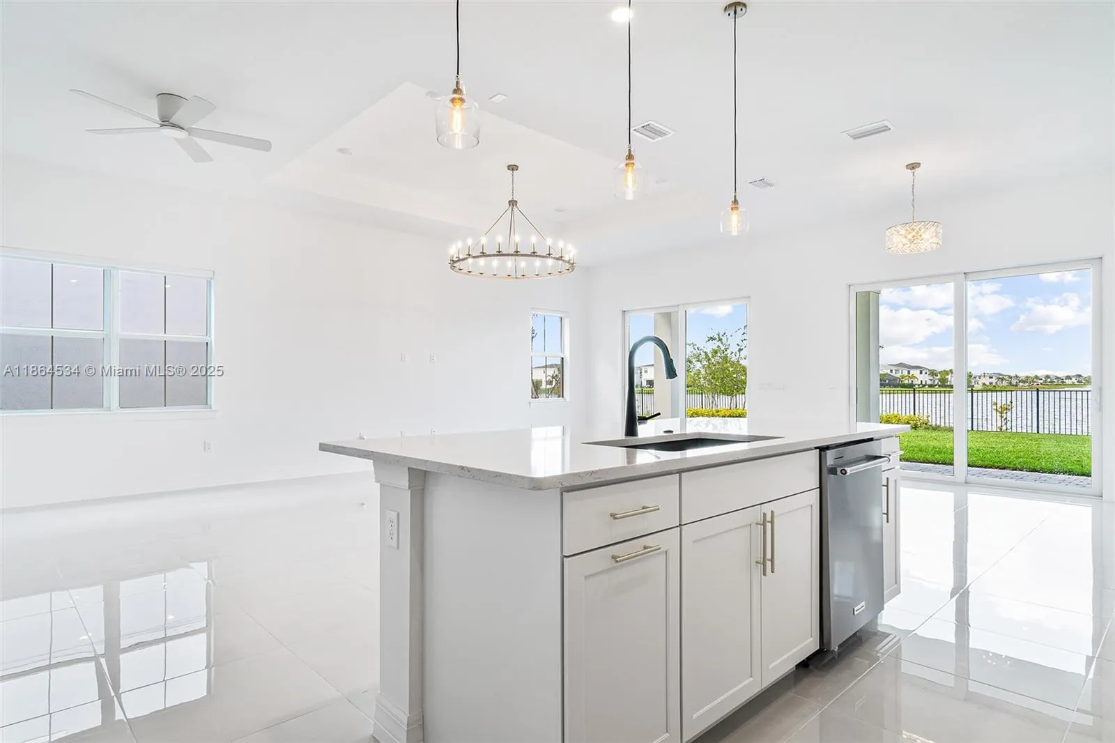 10444 Northbrook Cir
