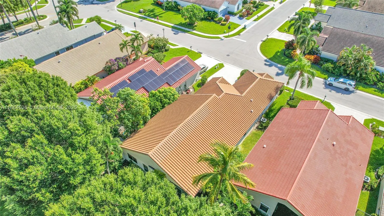 10261 S Lexington Lakes Blvd S