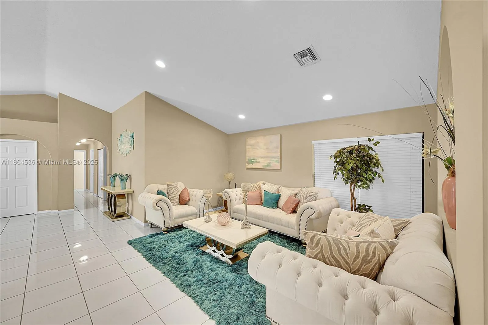 10261 S Lexington Lakes Blvd S
