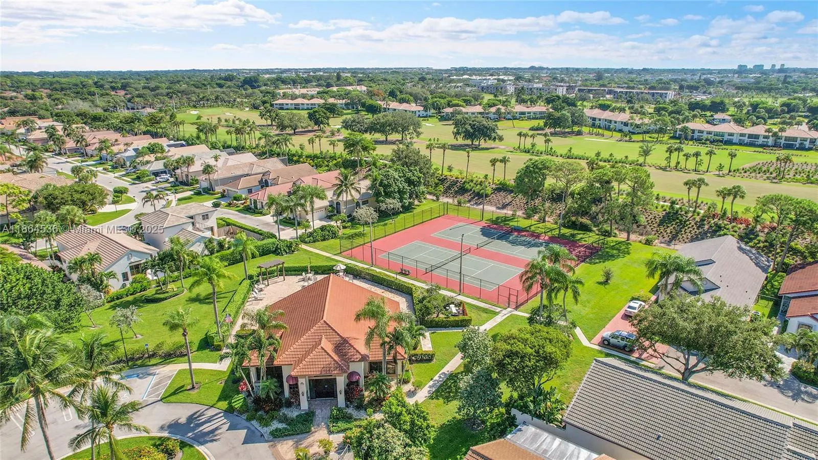 10261 S Lexington Lakes Blvd S
