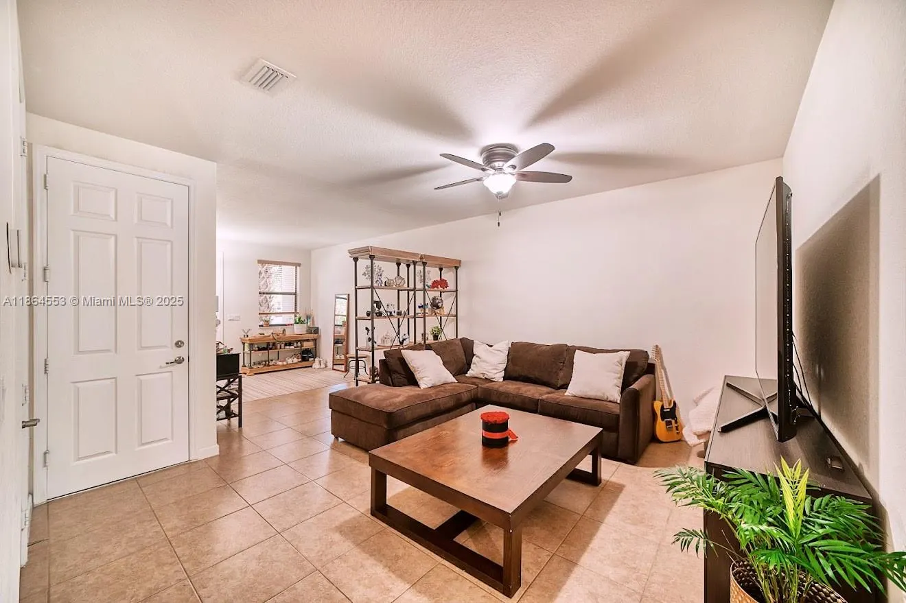 3962 Devenshire Ct