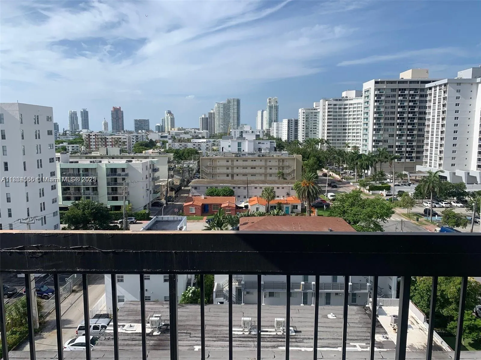 1345 West Ave, #902