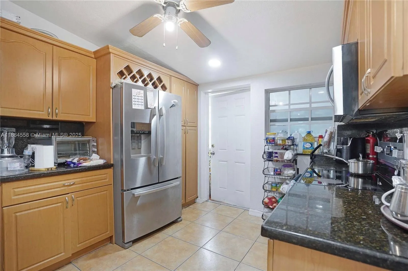 520 NE 175th St