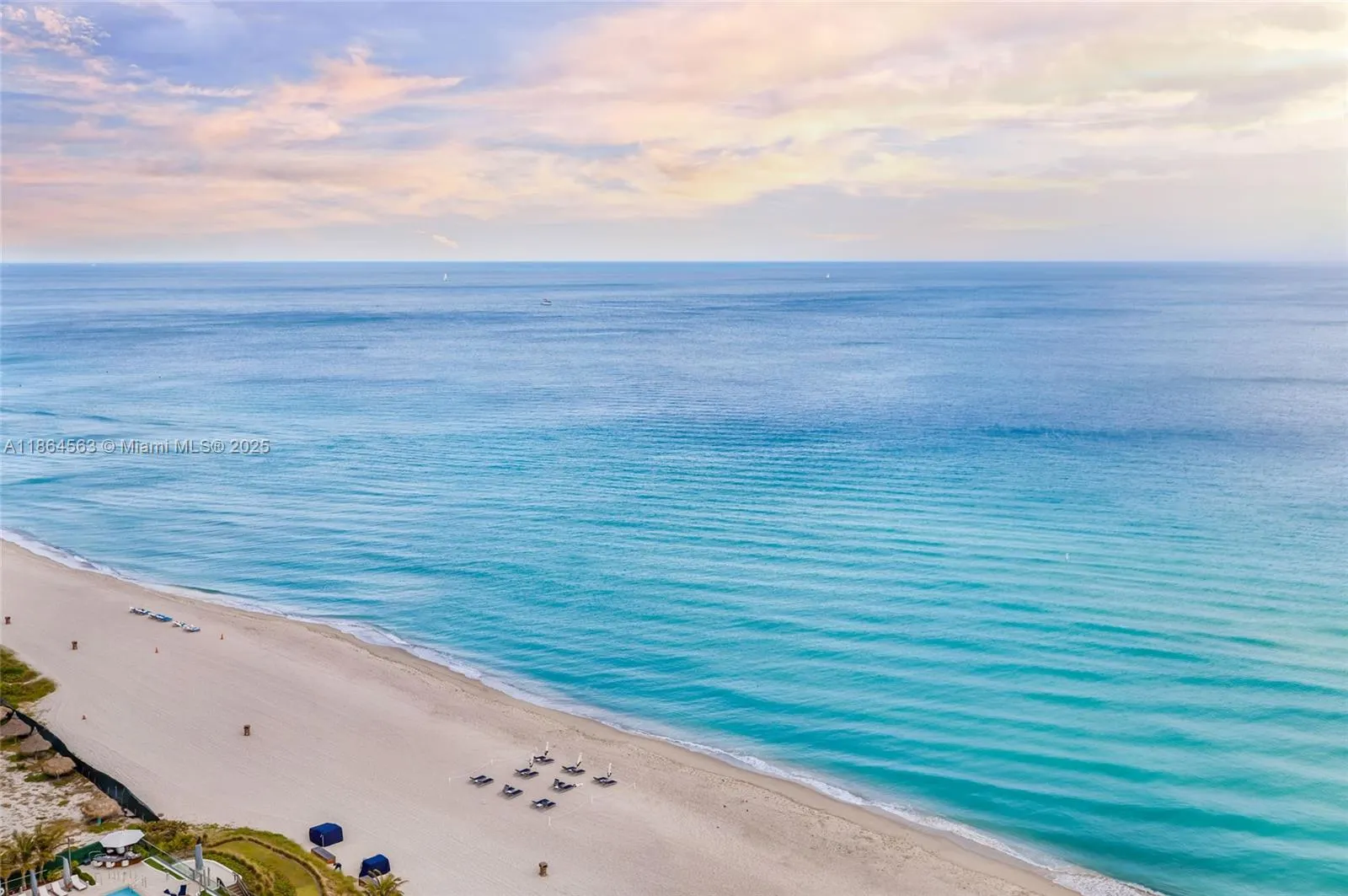 17375 Collins Ave, #2207