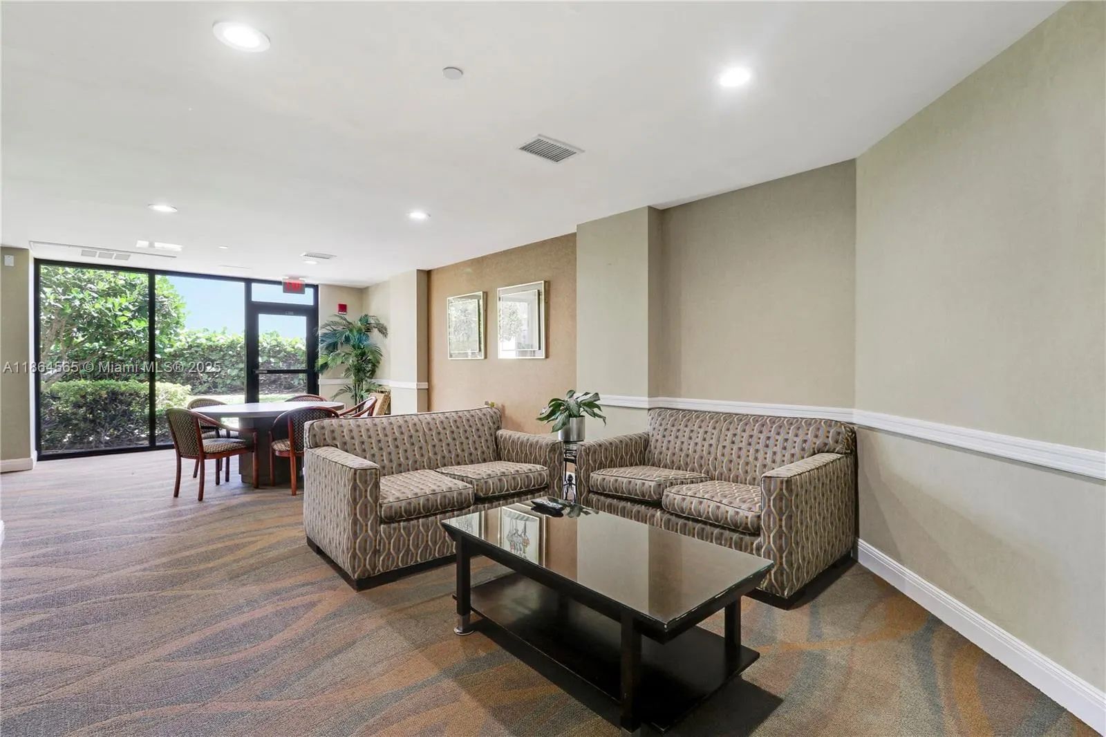 3000 N Ocean Dr, #PH-D