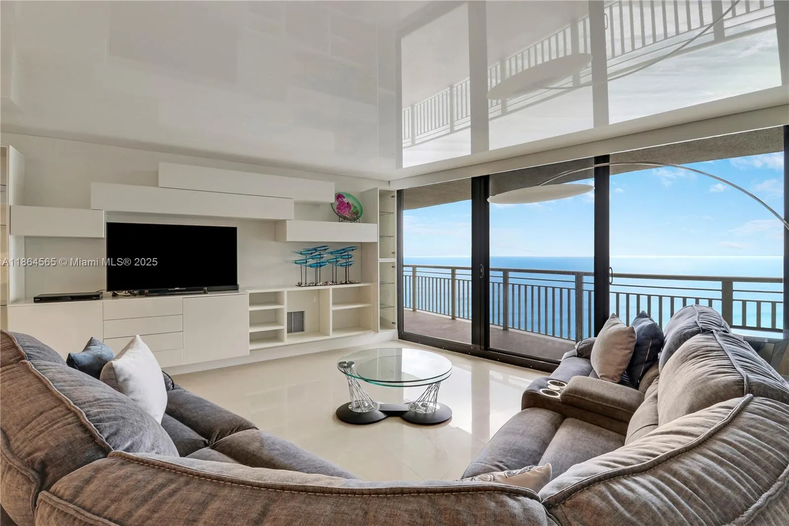 3000 N Ocean Dr, #PH-D