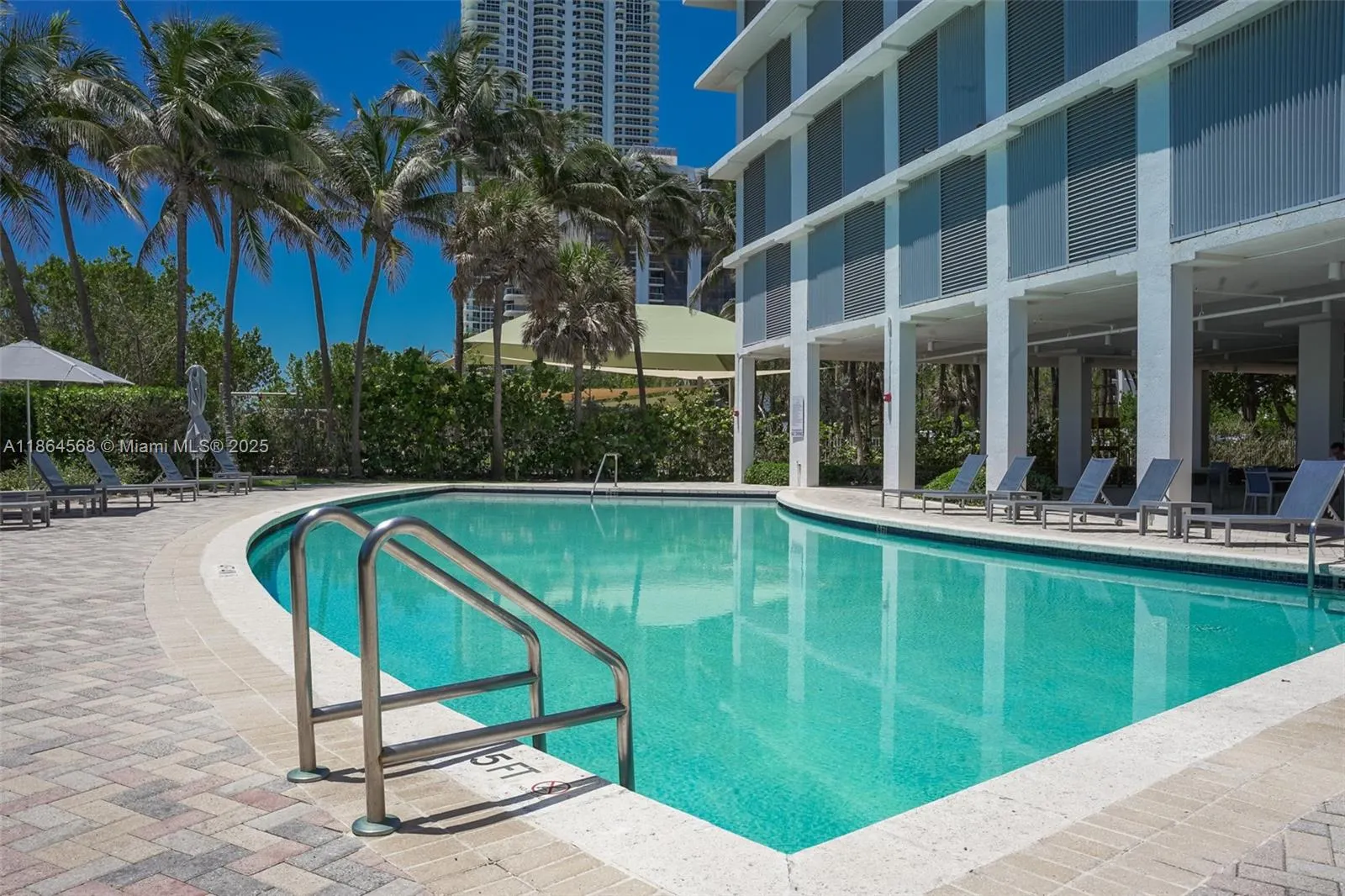 6515 Collins Ave, #1709