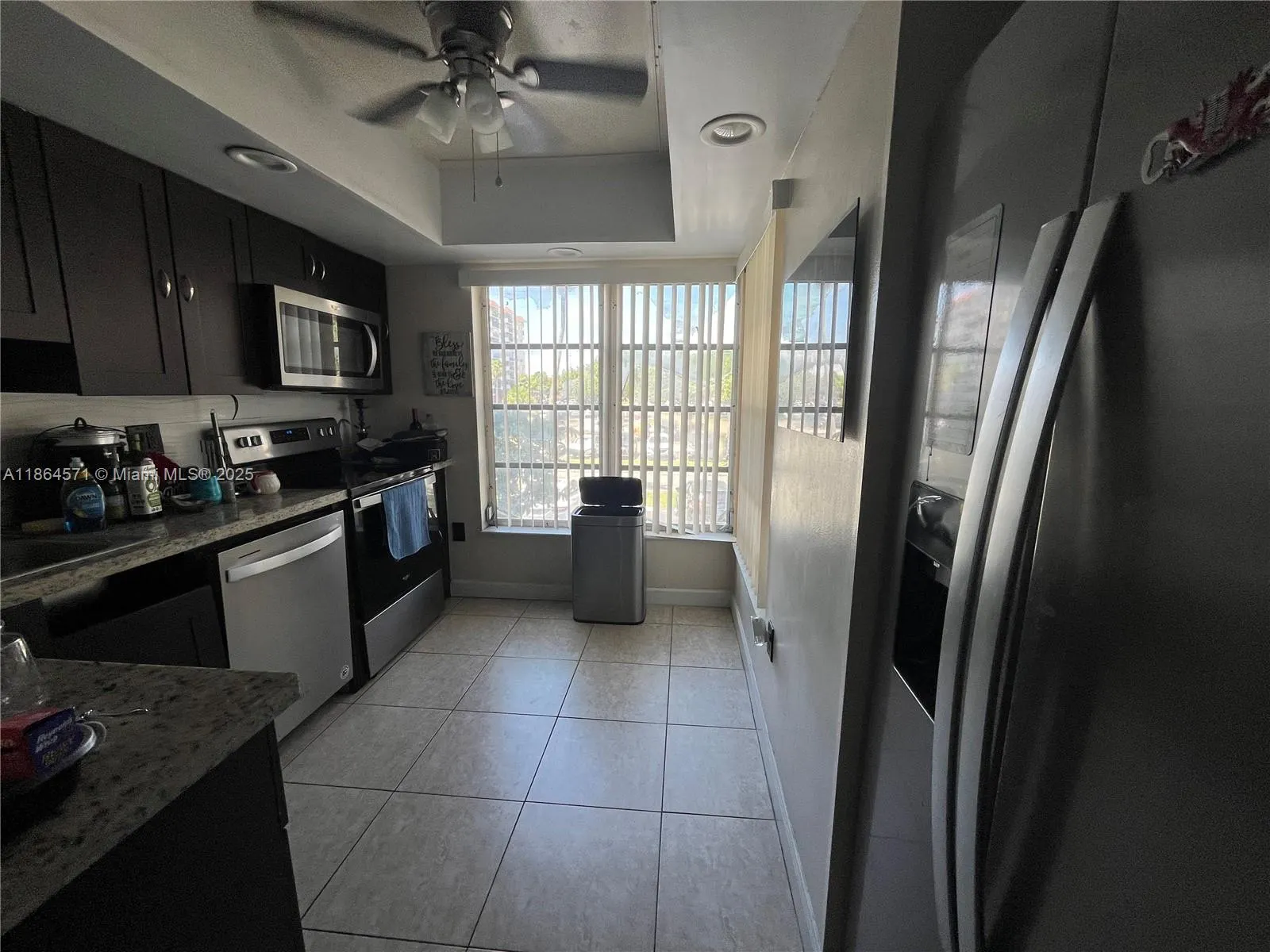 4164 Inverrary Dr, #215