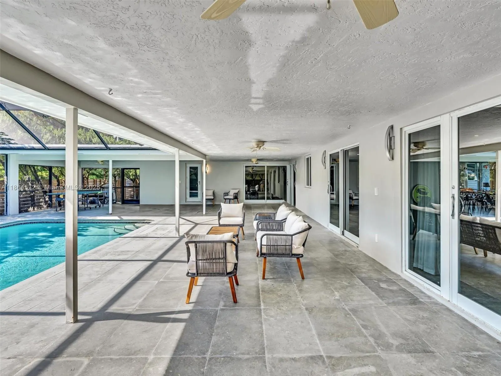 840 S Southlake Dr