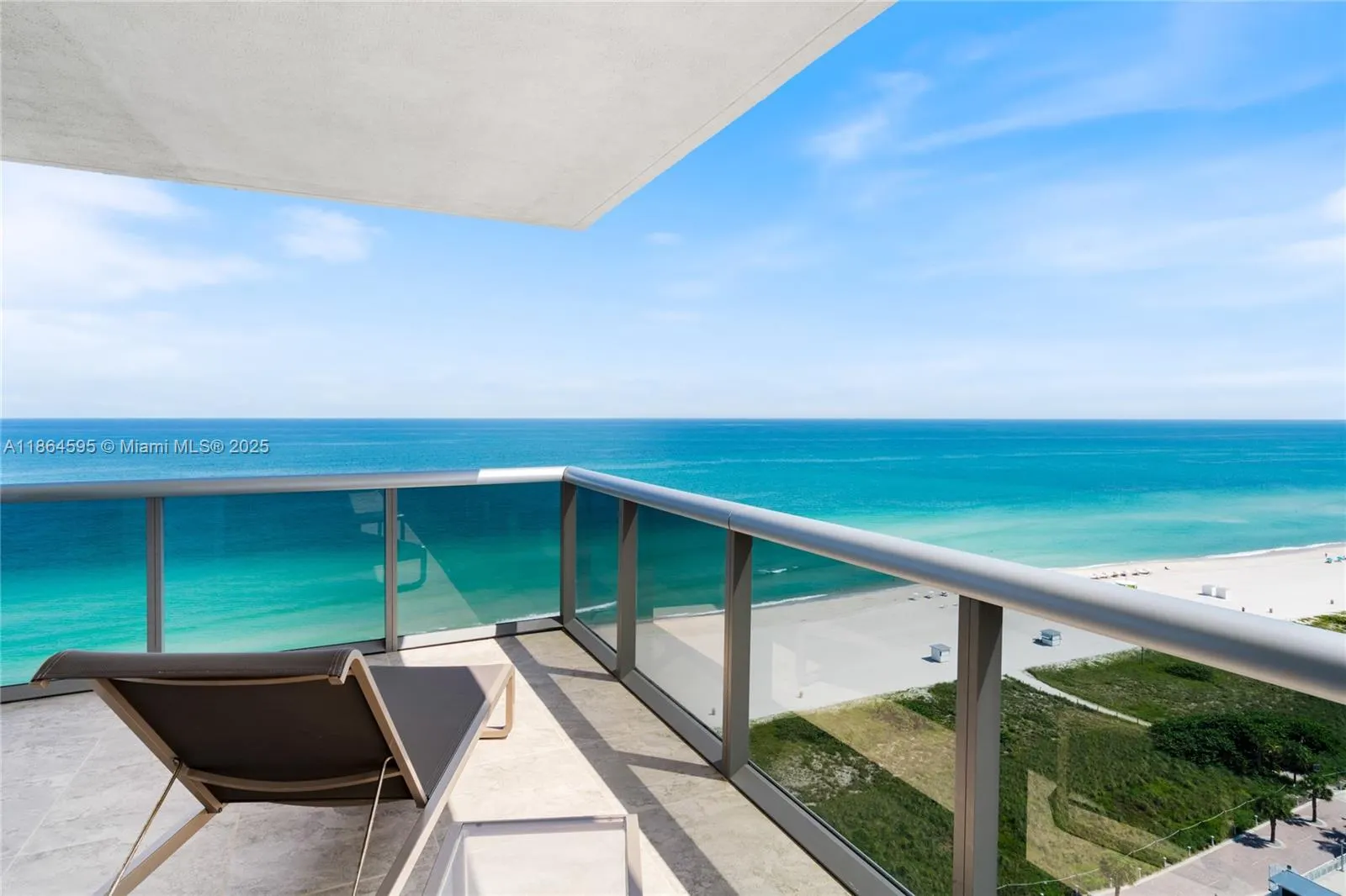 5875 Collins Ave, #1902