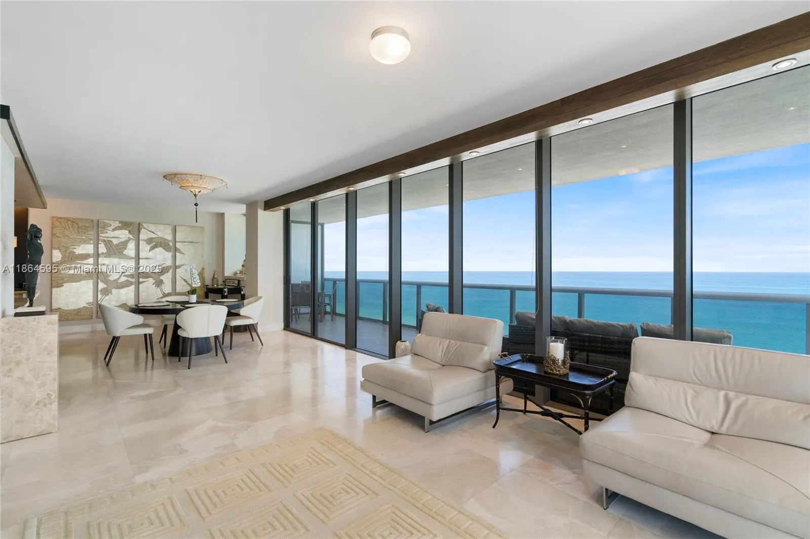5875 Collins Ave, #1902