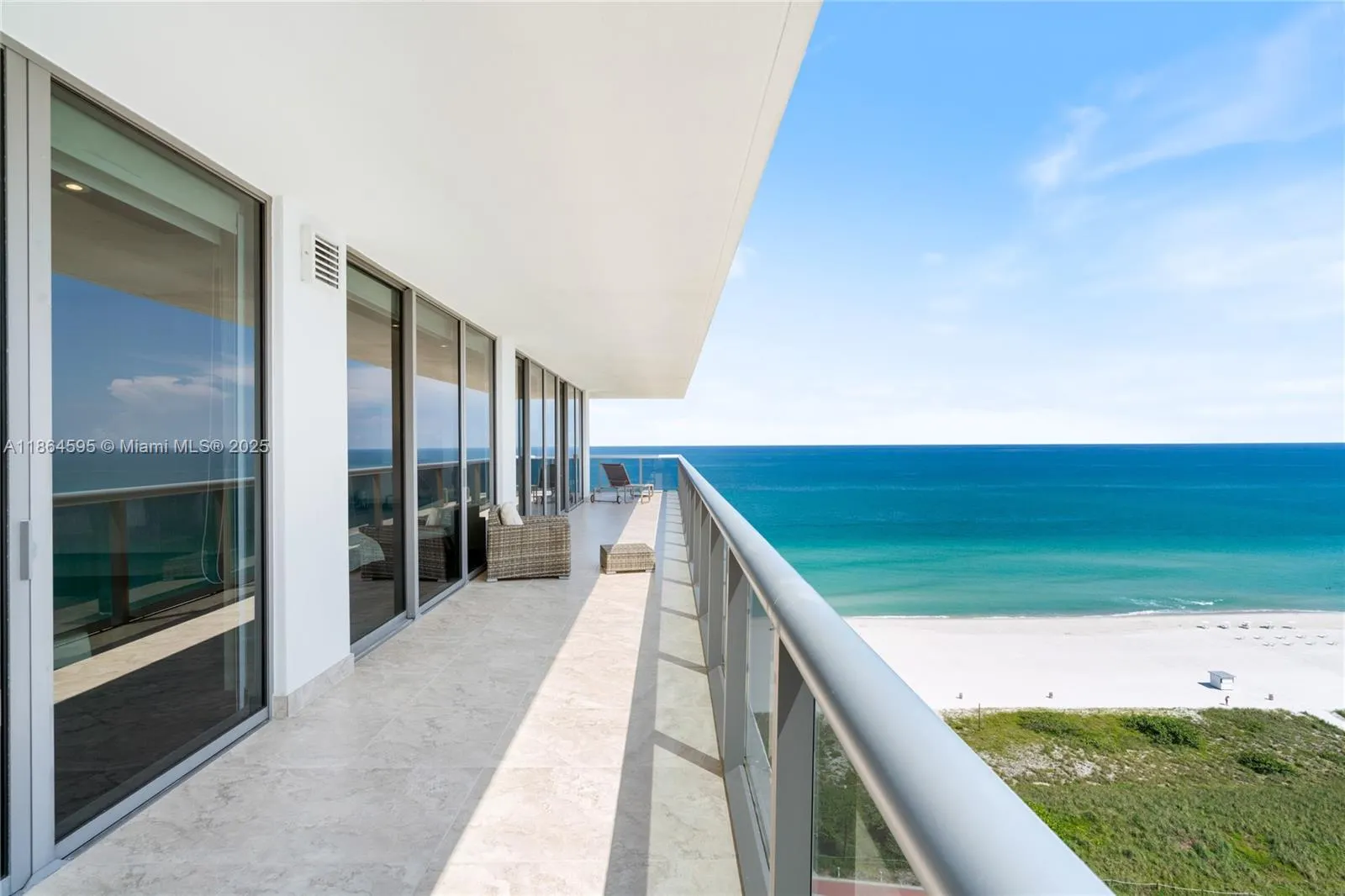 5875 Collins Ave, #1902