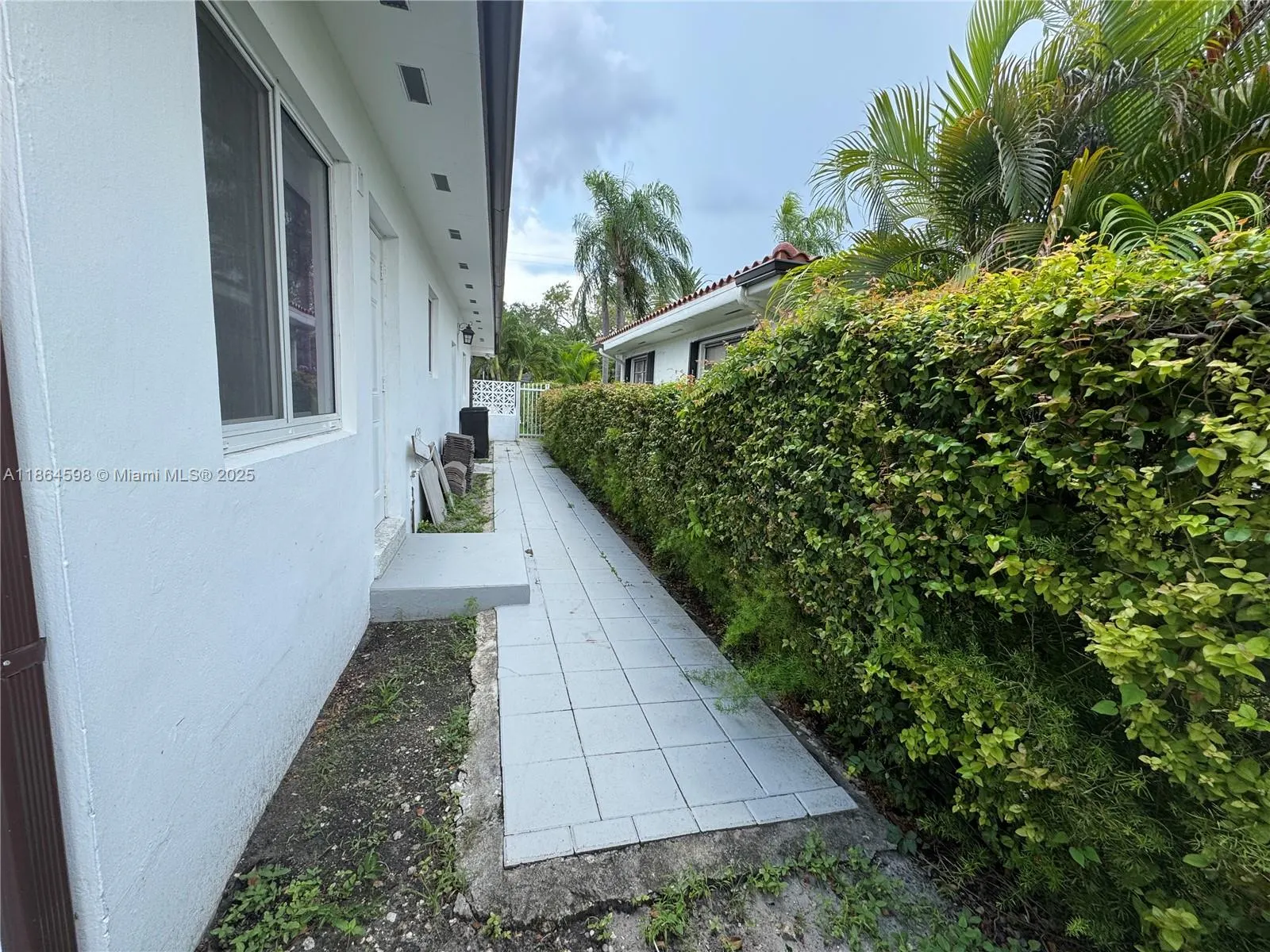 146 Ponce De Leon Blvd, #n/a