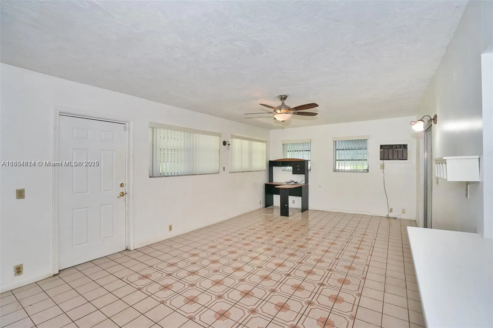 4411 NW 14th St
