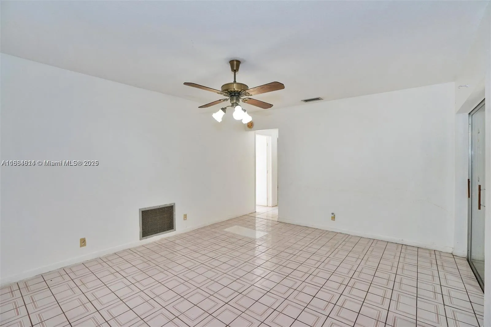4411 NW 14th St