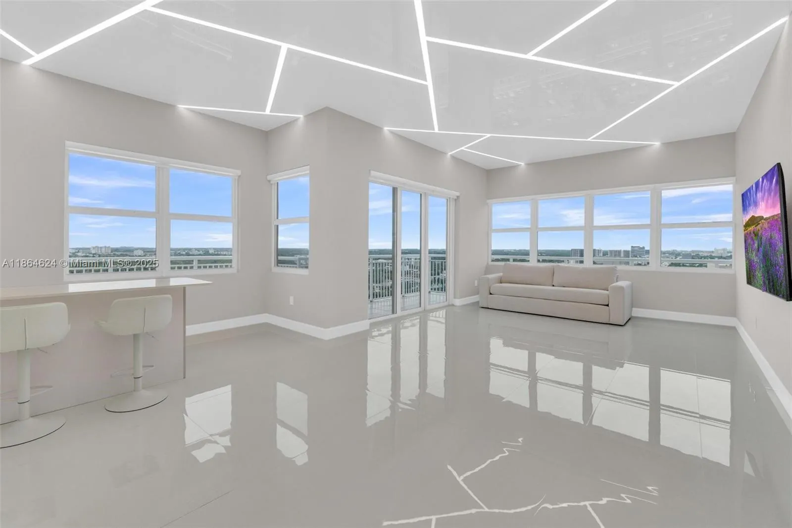 18011 Biscayne Blvd, #PH04